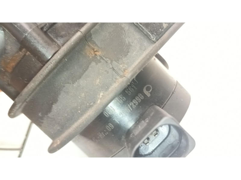 Recambio de bomba agua electrica para audi a4 b8 (8k2) 2.0 tfsi referencia OEM IAM 06H965561  