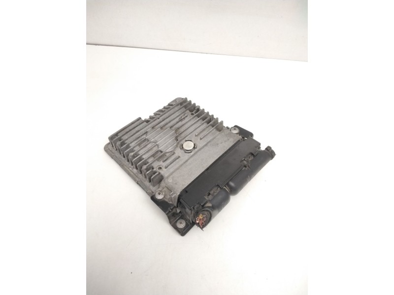 Recambio de centralita motor uce para seat ibiza (6j5) stylance / style referencia OEM IAM 03L906023T 5WP42876AA 03L906023S