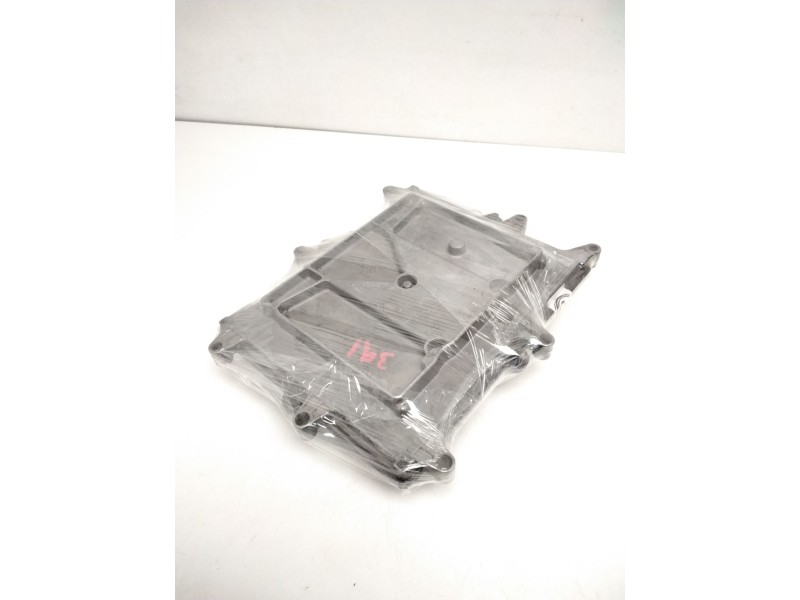 Recambio de centralita motor uce para iveco stralis 430 referencia OEM IAM EDC7UC311110 0281B01535 PA1612P33V500