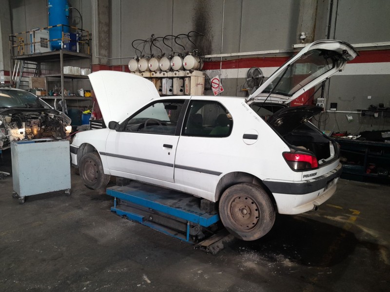 peugeot 306 hatchback (7a, 7c, n3, n5) del año 1994