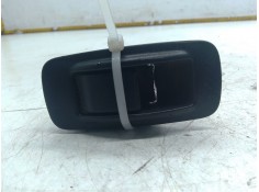Recambio de mando elevalunas trasero derecho para toyota corolla verso (zer_, zze12_, r1_) 2.2 d-4d (aur10_) referencia OEM IAM 