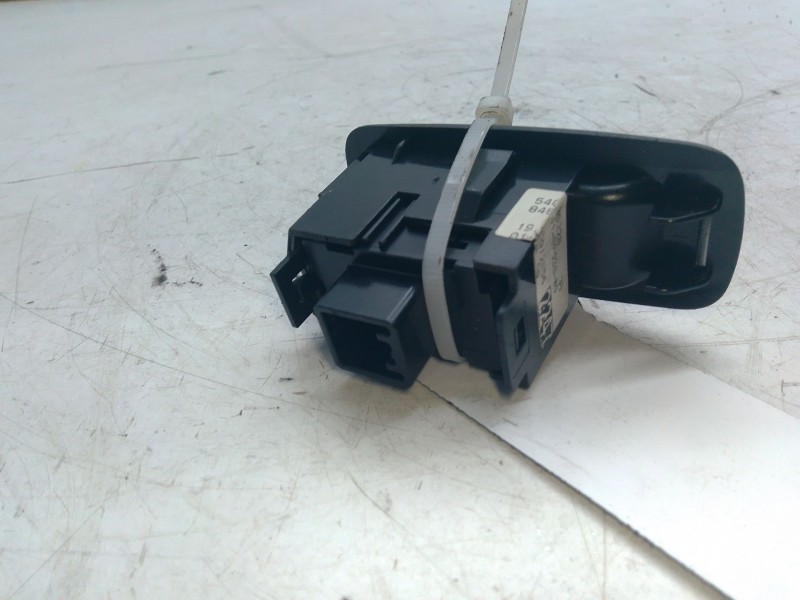 Recambio de mando elevalunas trasero izquierdo para toyota corolla verso (zer_, zze12_, r1_) 2.2 d-4d (aur10_) referencia OEM IA