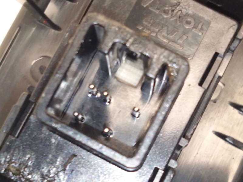 Recambio de mando elevalunas delantero derecho para toyota corolla verso (zer_, zze12_, r1_) 2.2 d-4d (aur10_) referencia OEM IA