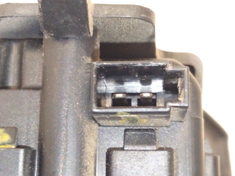 Recambio de motor cierre tapa combustible para opel zafira a monospace (t98) 2.0 dti 16v (f75) referencia OEM IAM   