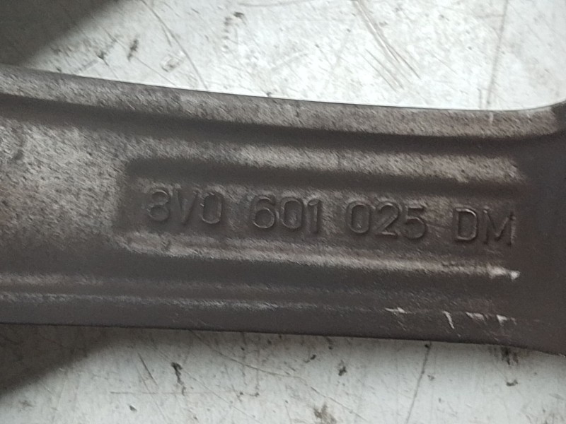 Recambio de llanta aluminio para skoda octavia ii (1z3) 2.0 tdi 16v referencia OEM IAM 8V0601025DM  