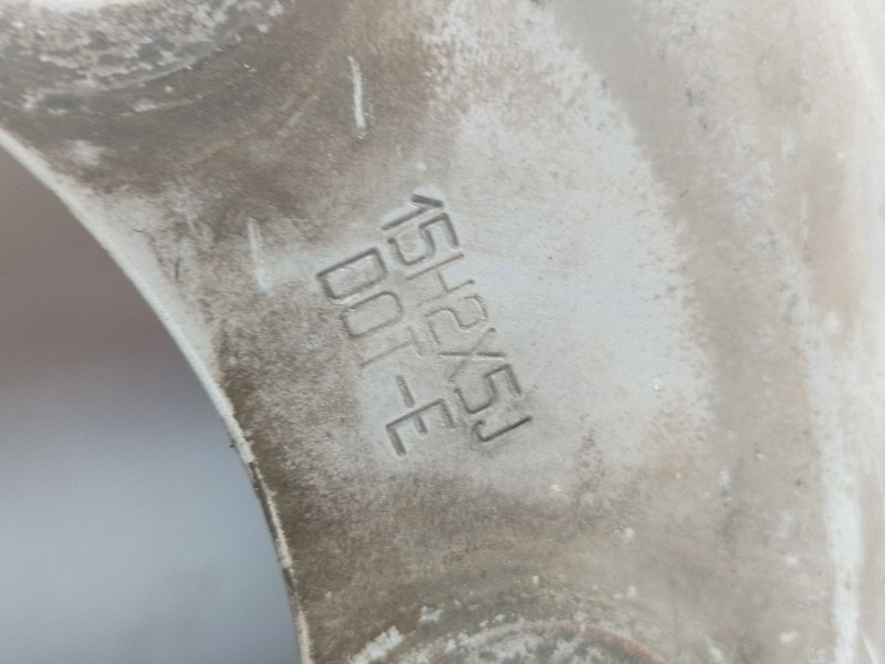 Recambio de llanta hierro para renault maxity referencia OEM IAM 40300LC60A  