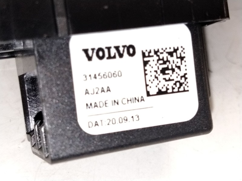 Recambio de mando elevalunas delantero derecho para volvo xc40 (536) t2 referencia OEM IAM 31456060  