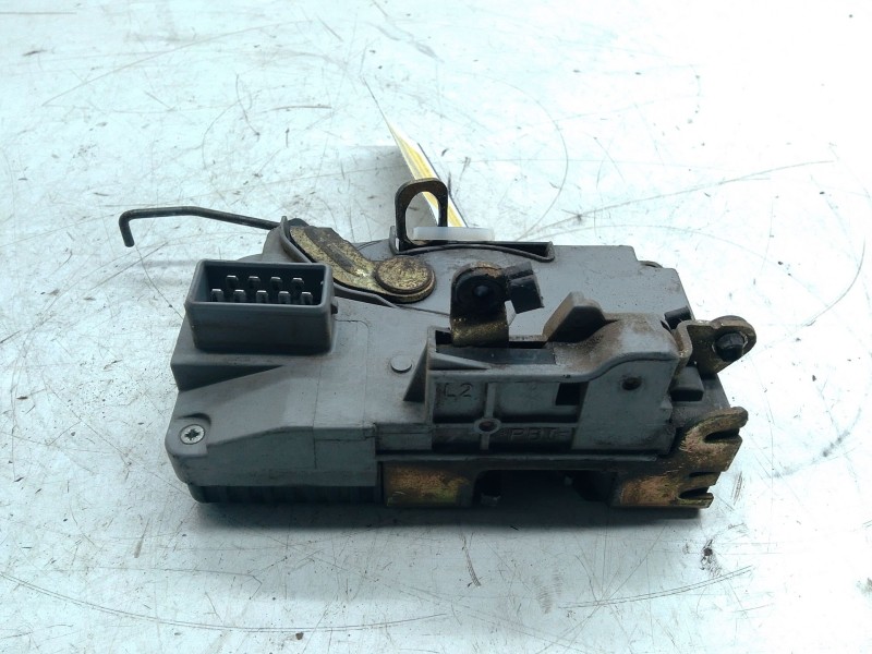 Recambio de cerradura puerta delantera izquierda para peugeot 306 hatchback (7a, 7c, n3, n5) 1.9 dt referencia OEM IAM   