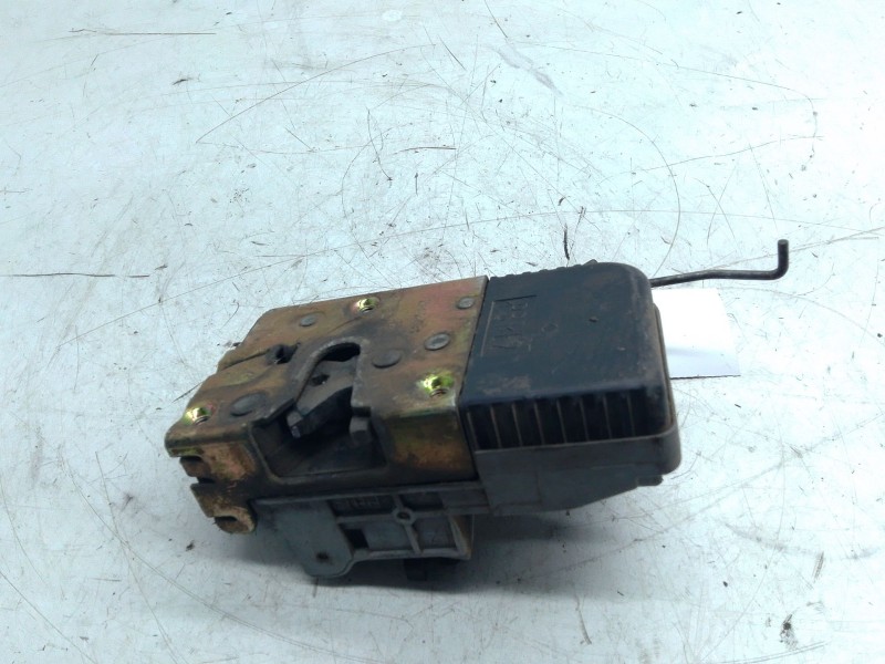 Recambio de cerradura puerta delantera izquierda para peugeot 306 hatchback (7a, 7c, n3, n5) 1.9 dt referencia OEM IAM   