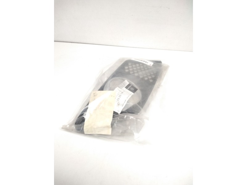 Recambio de rejilla paragolpes derecha para mercedes-benz clase c (w204) lim. 2.1 cdi cat referencia OEM IAM A2048850253  