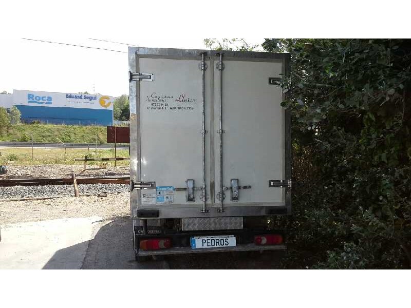 nissan cabstar del año 2001