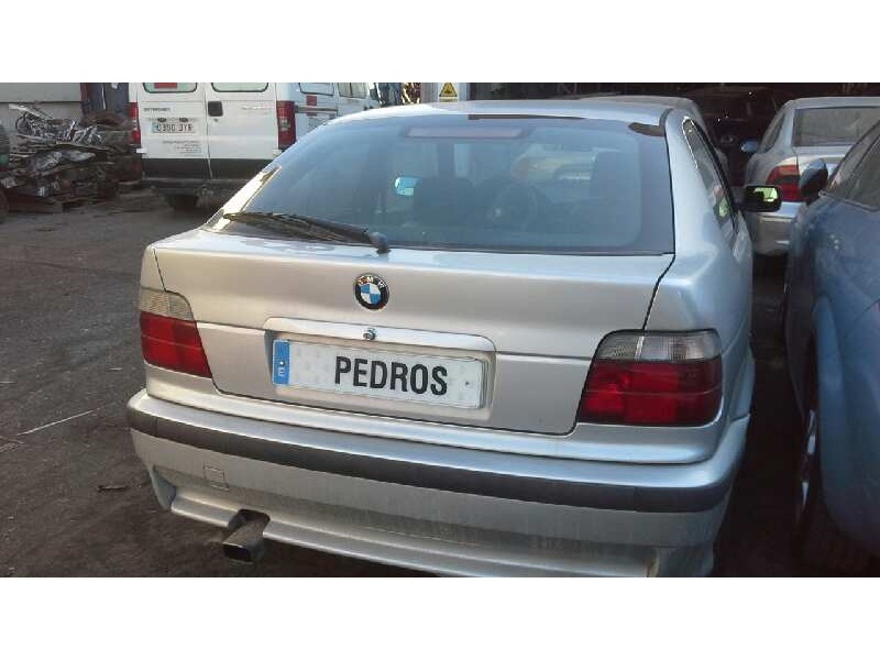 bmw serie 3 compacto (e36) del año 2000