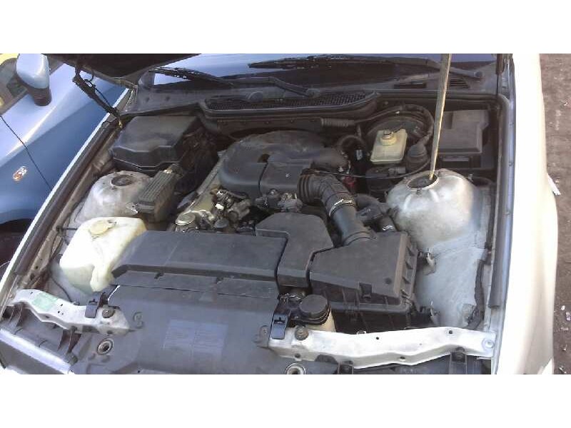 bmw serie 3 compacto (e36) del año 2000