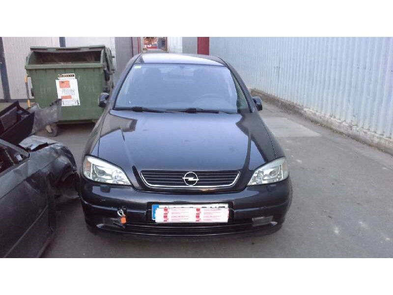 opel astra g berlina del año 2001