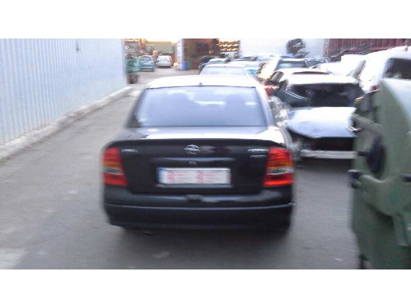 opel astra g berlina del año 2001