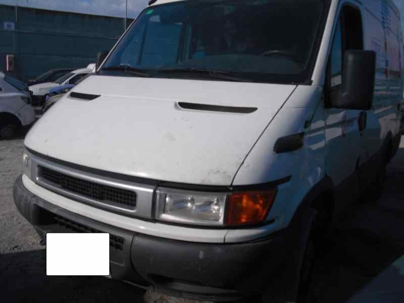 iveco daily caja cerrada (1999 =>) del año 2001