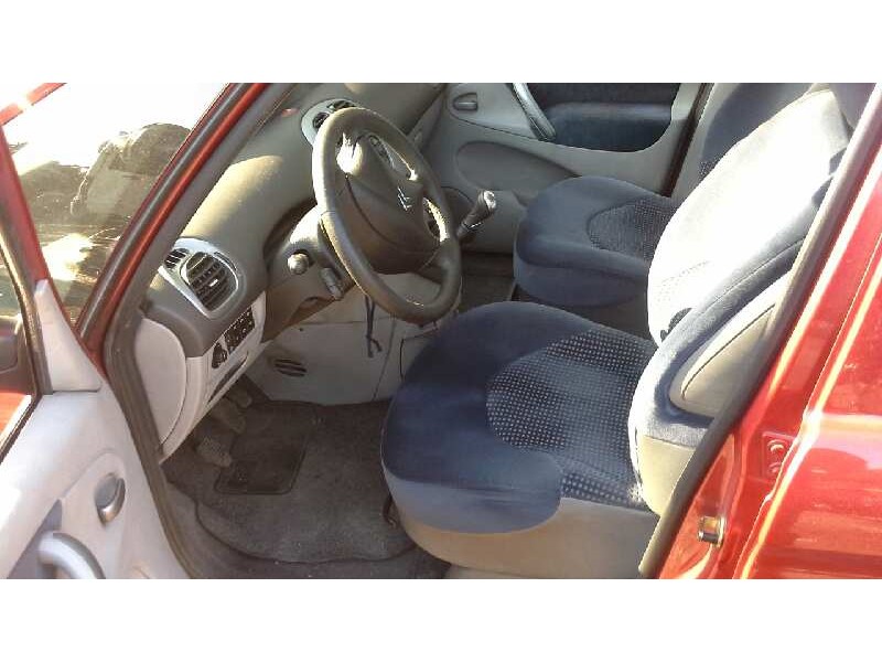 citroën xsara picasso del año 2003