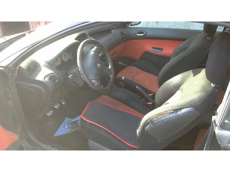 peugeot 206 cc del año 2001