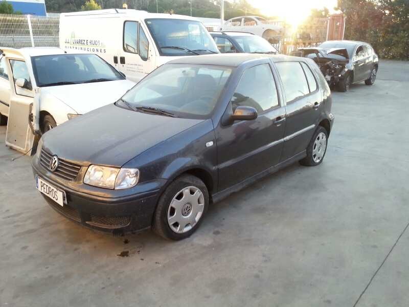 volkswagen polo berlina (6n2) del año 2001