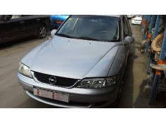 opel vectra b berlina del año 2001 2