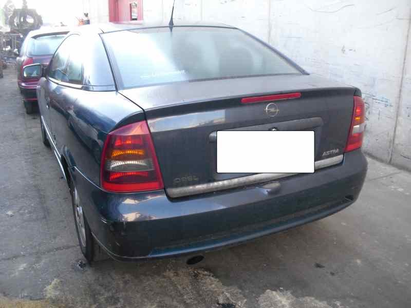 opel astra g coupé del año 2001