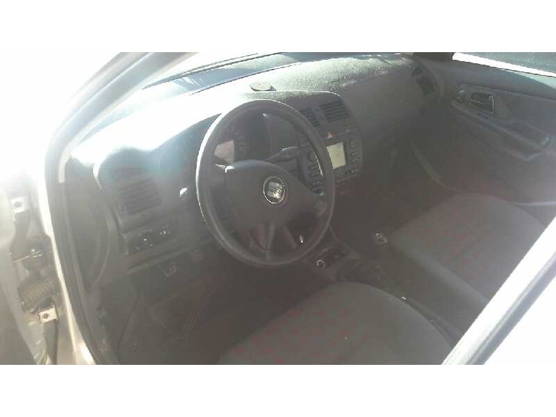seat cordoba berlina (6k2) del año 2001