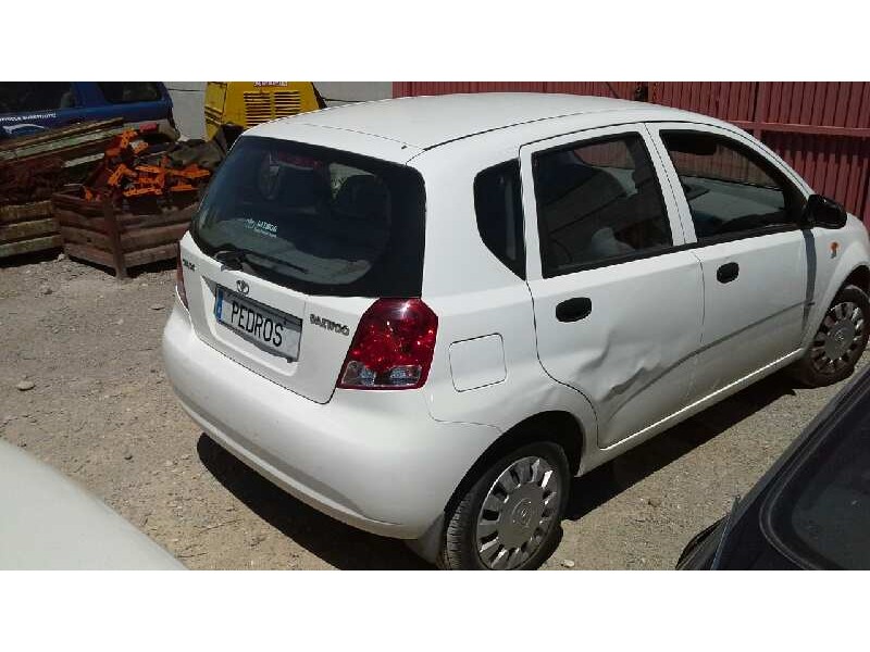 daewoo kalos del año 2004