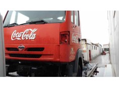 nissan atleon del año 2001