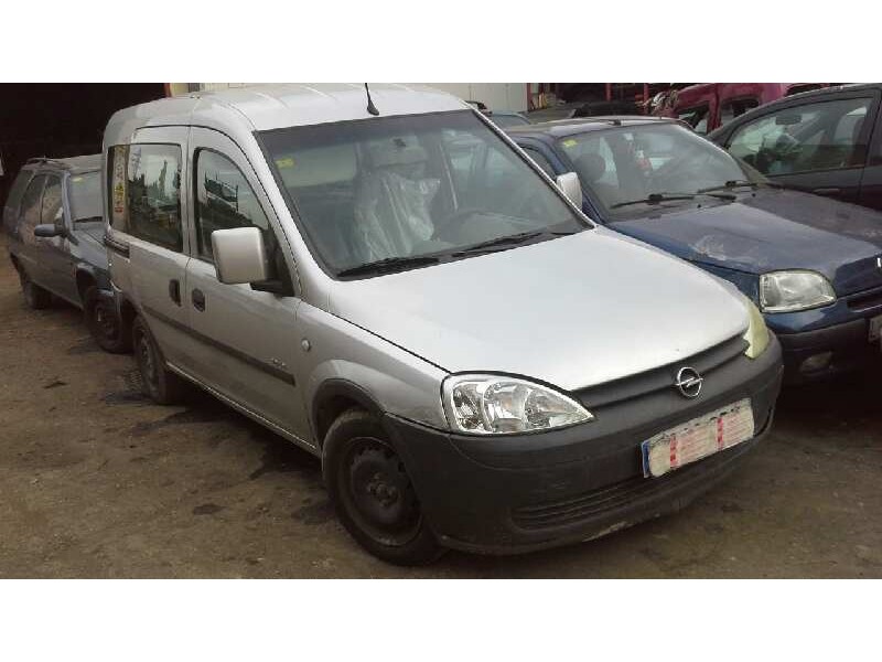 opel combo (corsa c) del año 2002