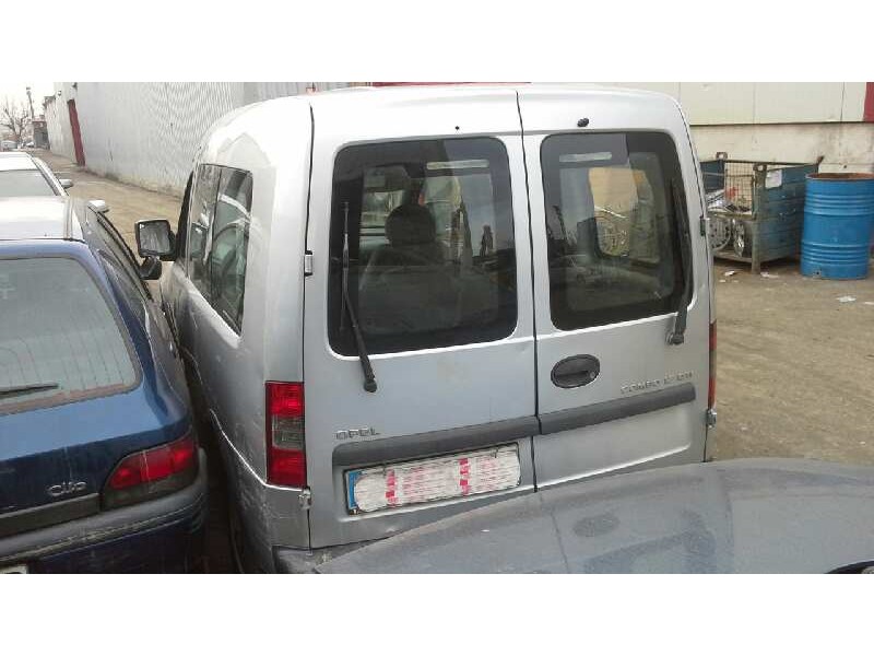 opel combo (corsa c) del año 2002
