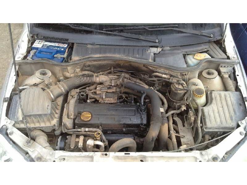 opel combo (corsa c) del año 2002