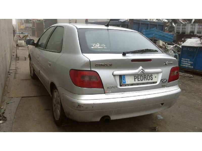 citroën xsara berlina del año 2002