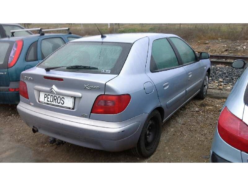 citroën xsara berlina del año 2002
