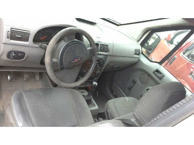 ford transit connect (tc7) del año 2004