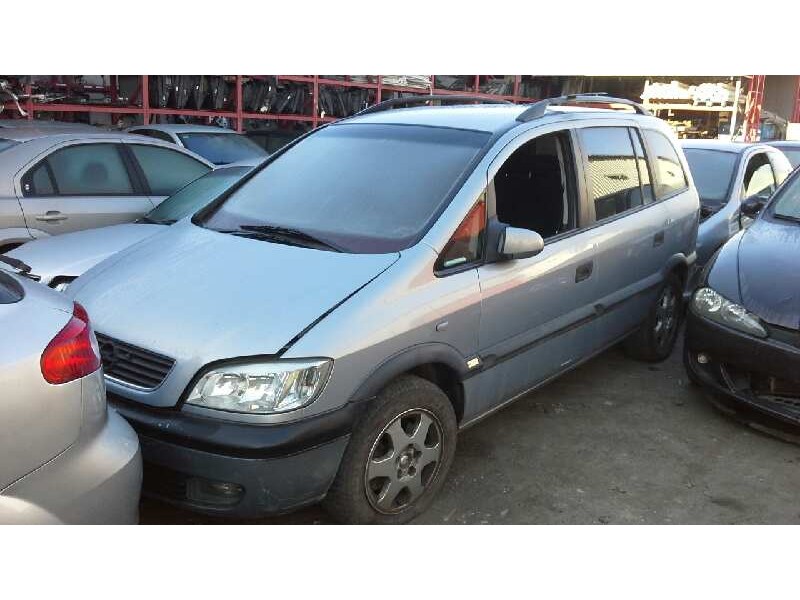 opel zafira a del año 2001