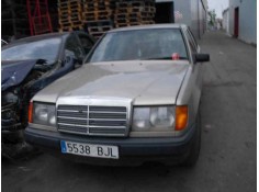 mercedes-benz clase e (w124) berlina del año 1950