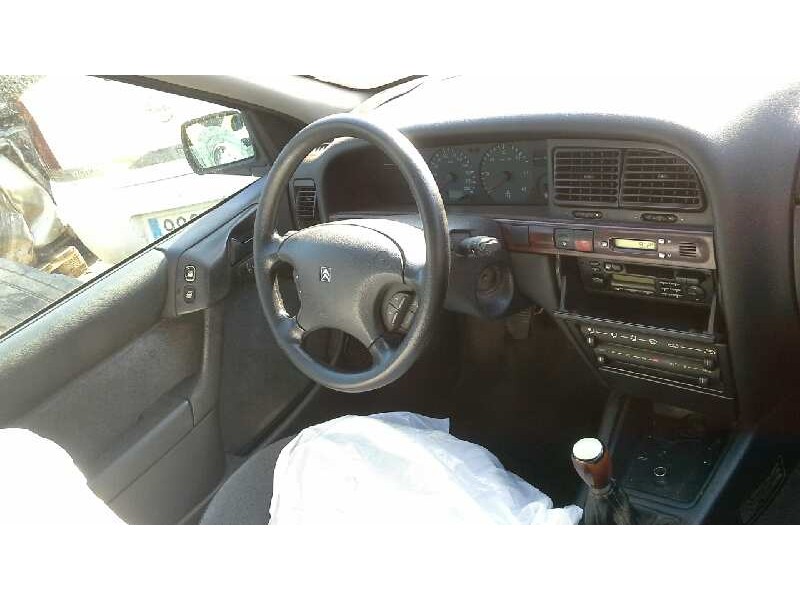 citroën xantia berlina del año 2000