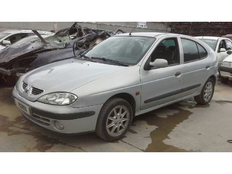 renault megane i fase 2 berlina (ba0) del año 2000