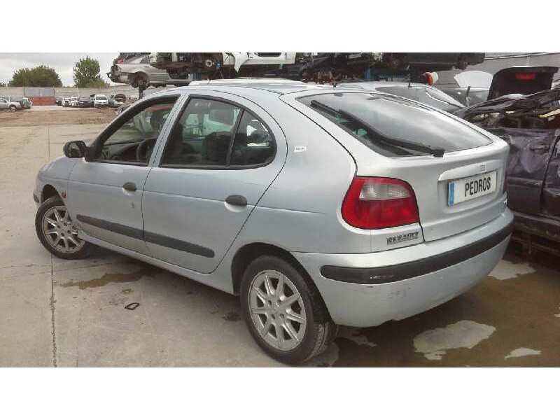 renault megane i fase 2 berlina (ba0) del año 2000