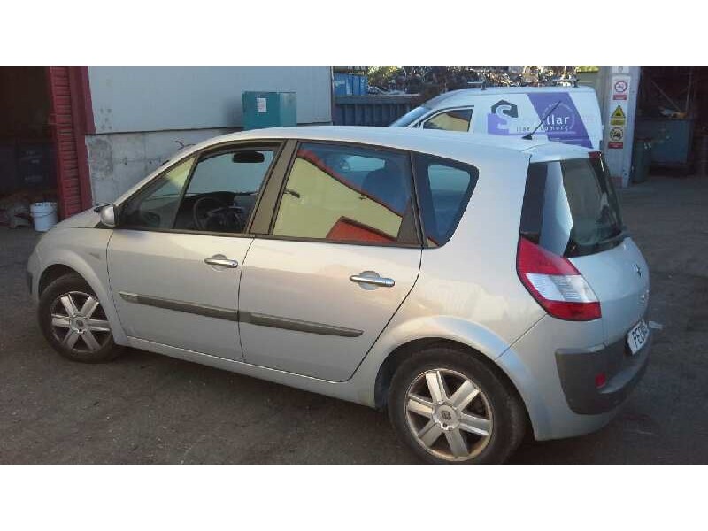 renault scenic ii del año 2005