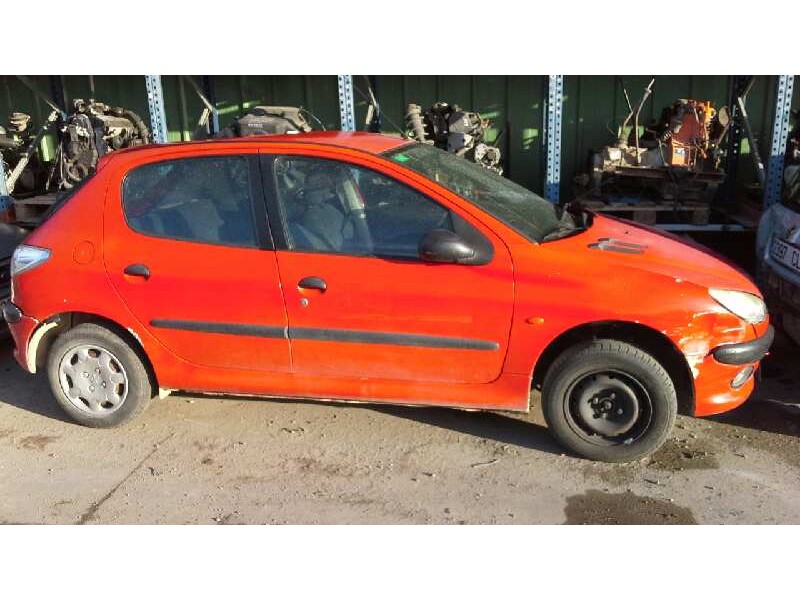 peugeot 206 berlina del año 1999
