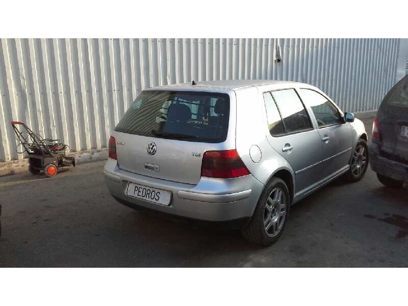 volkswagen golf iv berlina (1j1) del año 2001