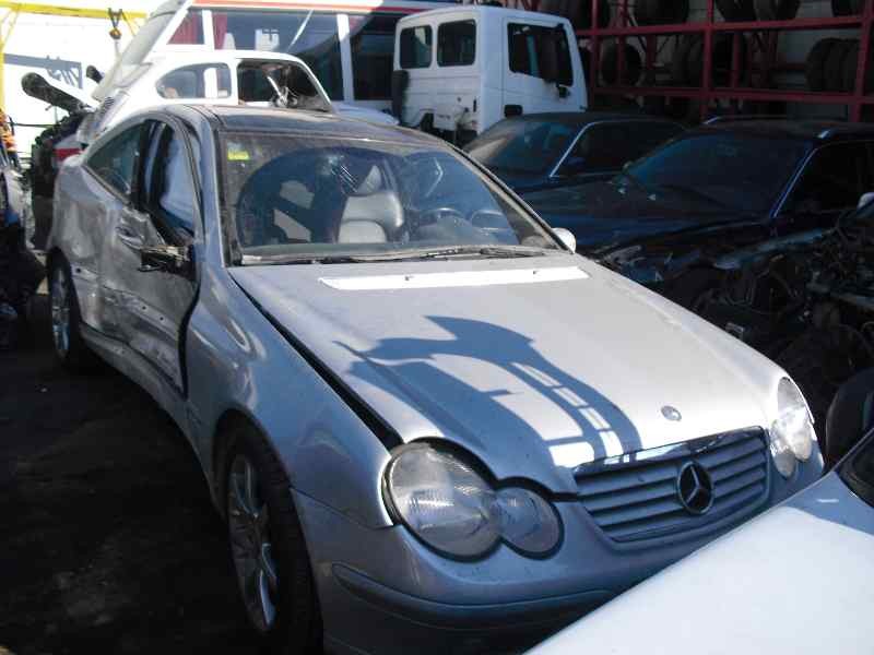 mercedes-benz clase c (w203) sportcoupe del año 2000