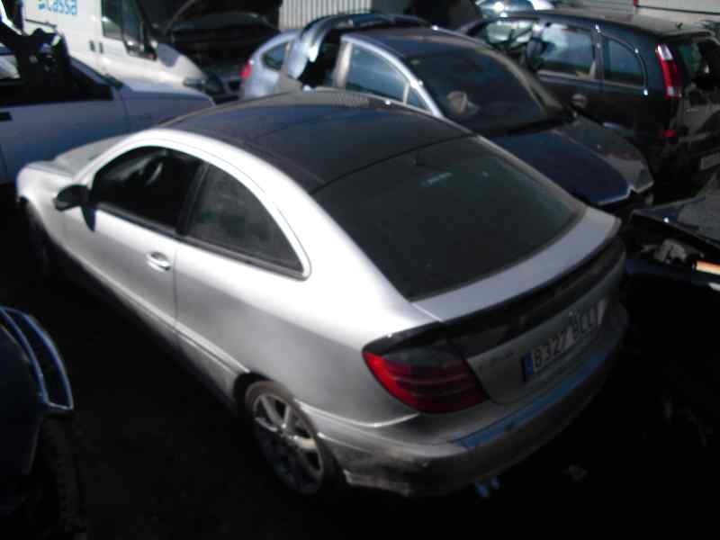 mercedes-benz clase c (w203) sportcoupe del año 2000