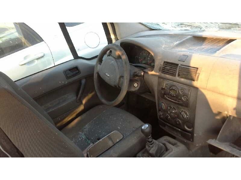 ford transit connect (tc7) del año 2004