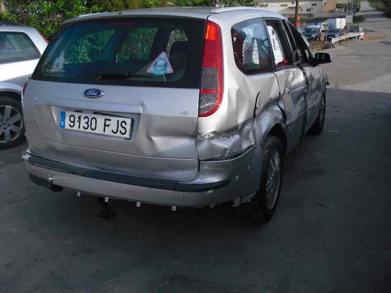 ford focus berlina (cap) del año 2004