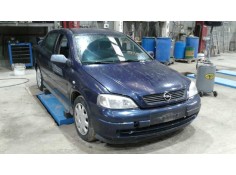 opel astra g berlina del año 2000