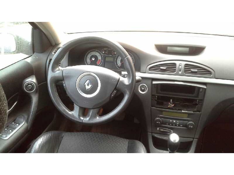 renault laguna ii (bg0) del año 2006
