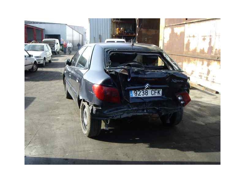 citroën xsara berlina del año 1950