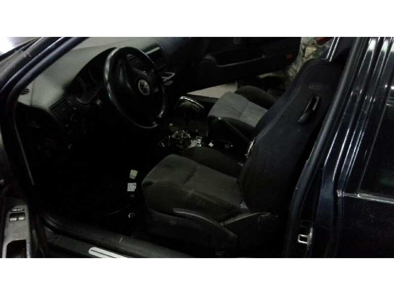 volkswagen golf iv berlina (1j1) del año 2002